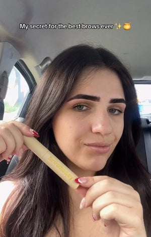 THE ESSENTIAL HOLD DUO